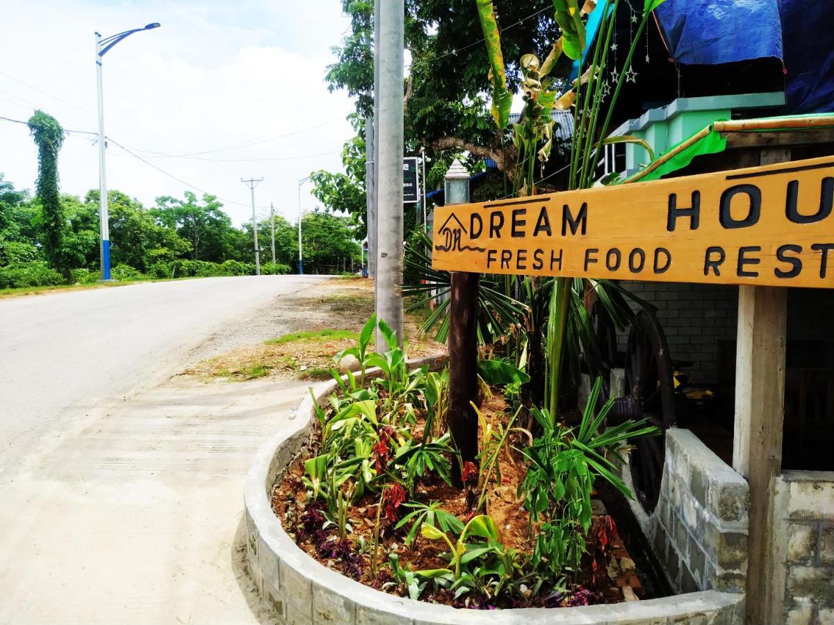 Dream House Guest House & Restaurant Ngwesaung Exteriér fotografie