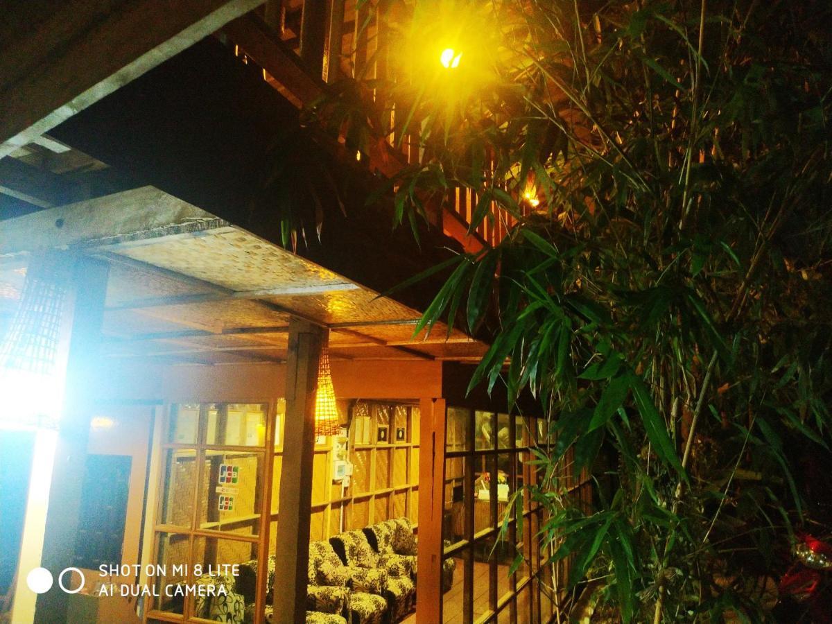 Dream House Guest House & Restaurant Ngwesaung Exteriér fotografie