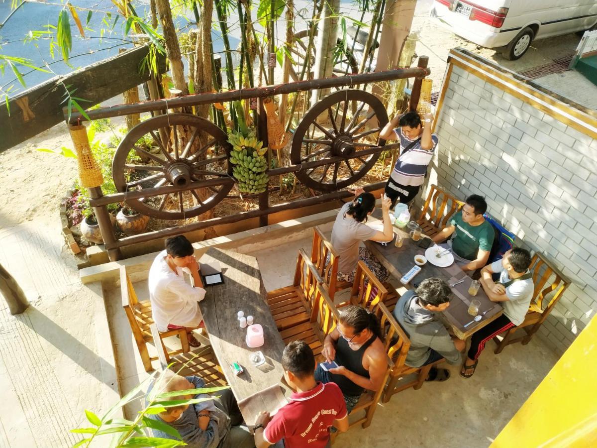 Dream House Guest House & Restaurant Ngwesaung Exteriér fotografie